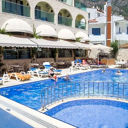Ozcan Hotel Turunc