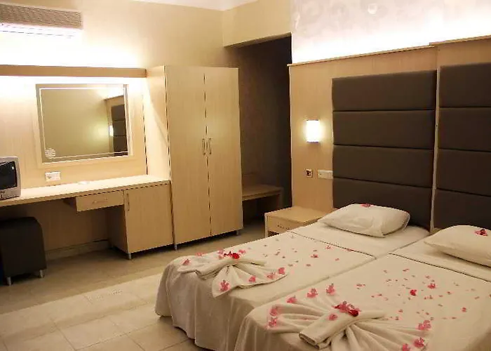 Ozcan Szálloda Turunc